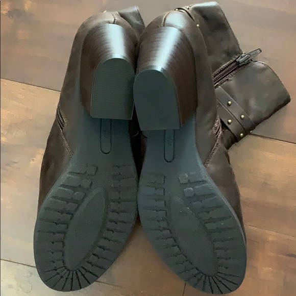 YUU ladies brown booties NEW - Picture 2 of 5